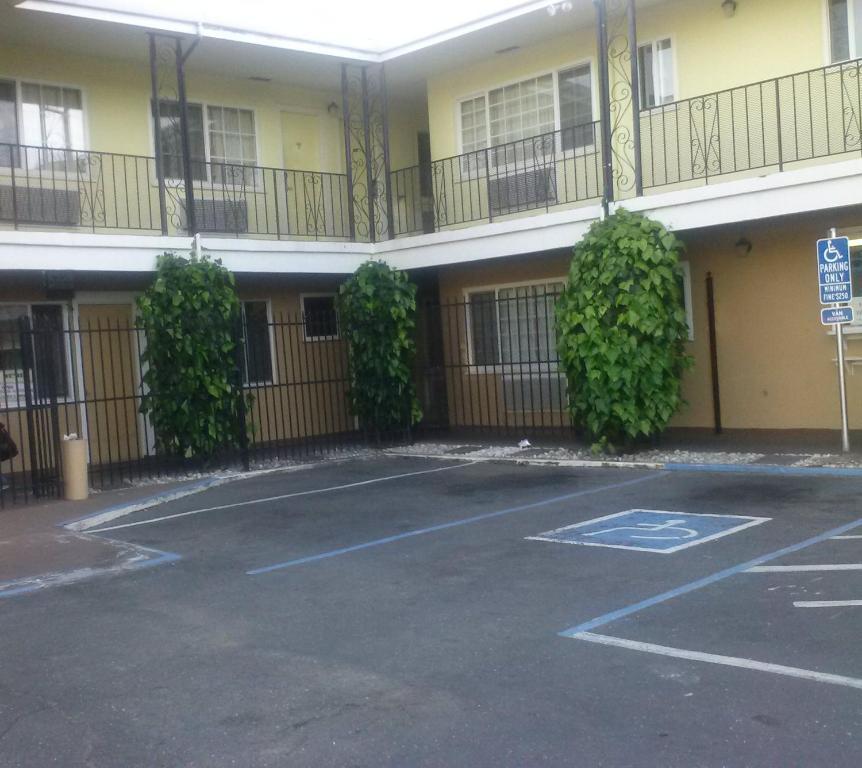 Stockton Travelers Motel Zewnętrze zdjęcie